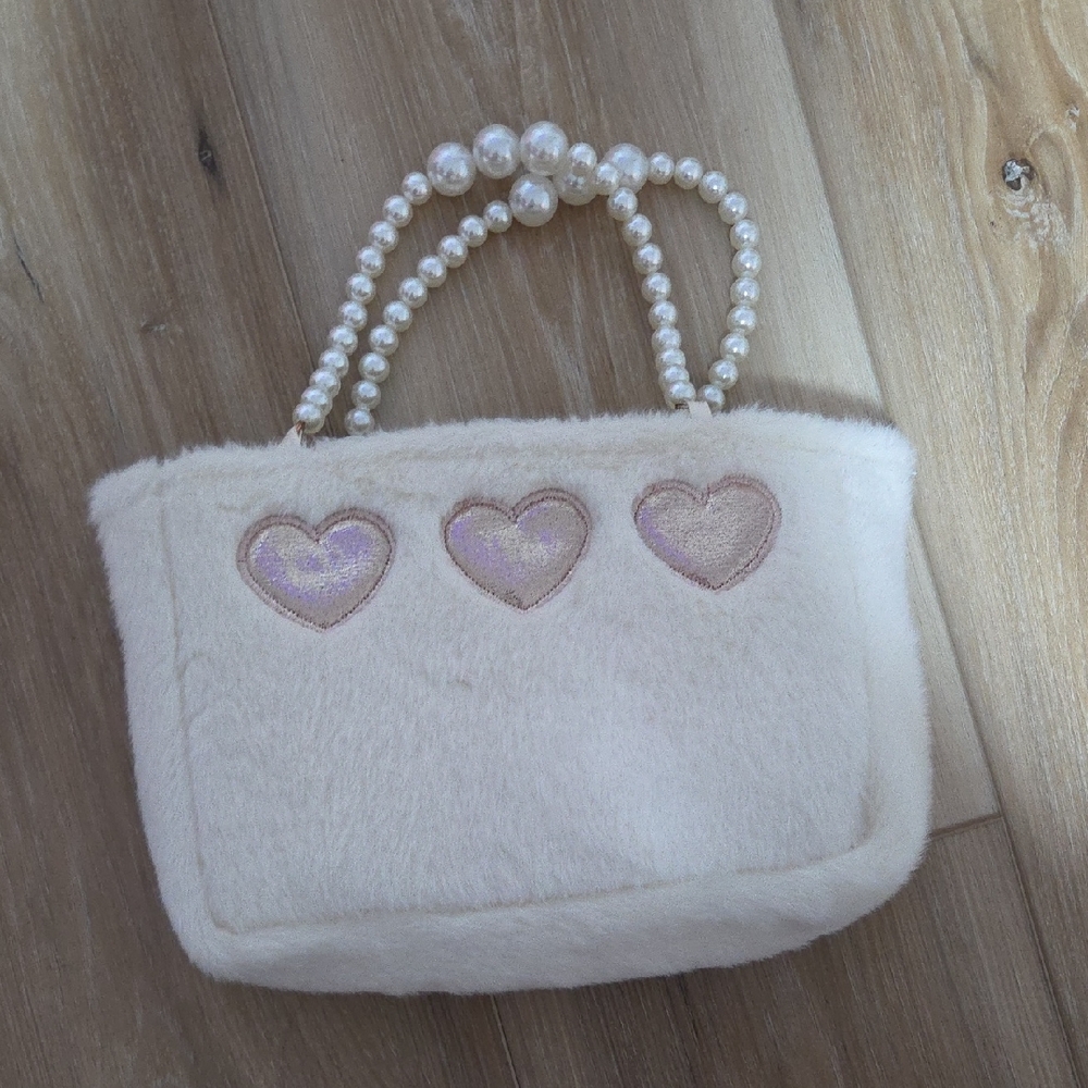 Elegant Cream Faux Fur Handbag with Pearl Handles